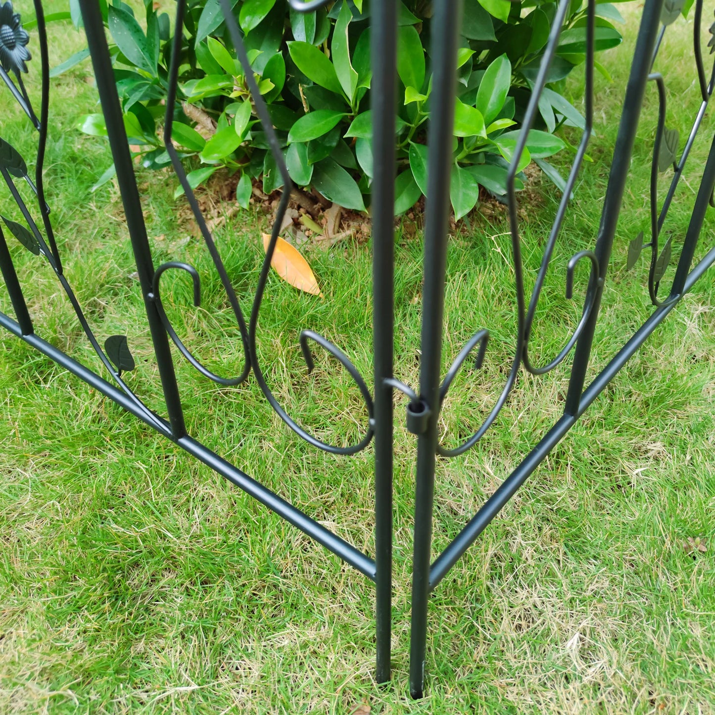 Five Pack Steel Decorative Garden Fence Panels Metal Border